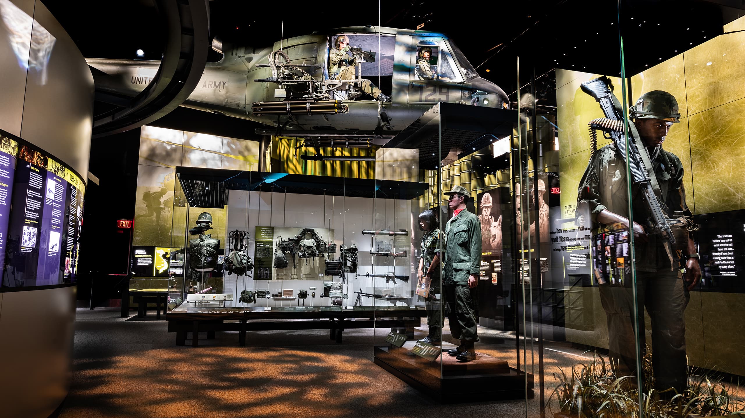 NMUSA_06_available-light_museum.jpg NMUSA_06_available-light_museum.jpg