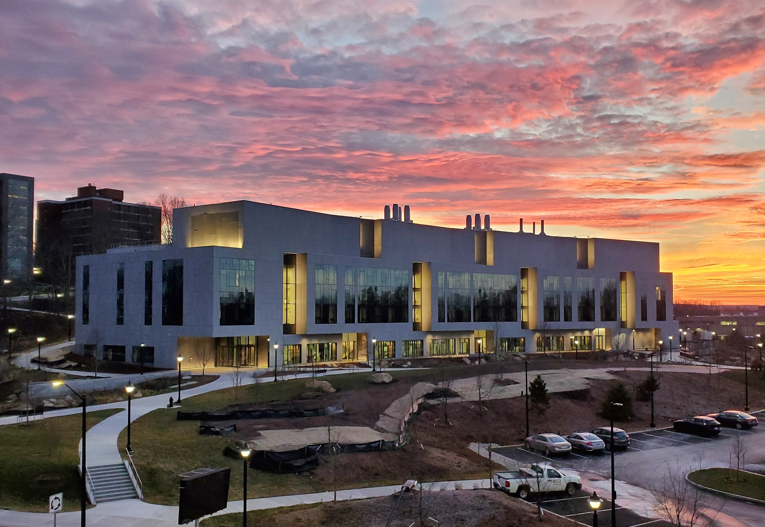 uconn-sci1_01_available-light_architecture uconn-sci1_01_available-light_architecture